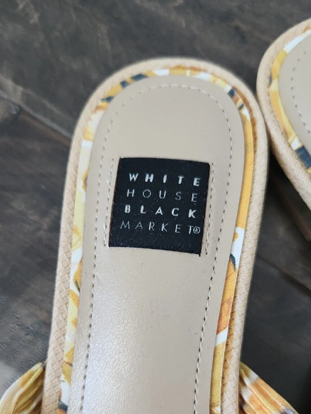 White House Black Market Pineapple Pleated Bow Slide Sandals